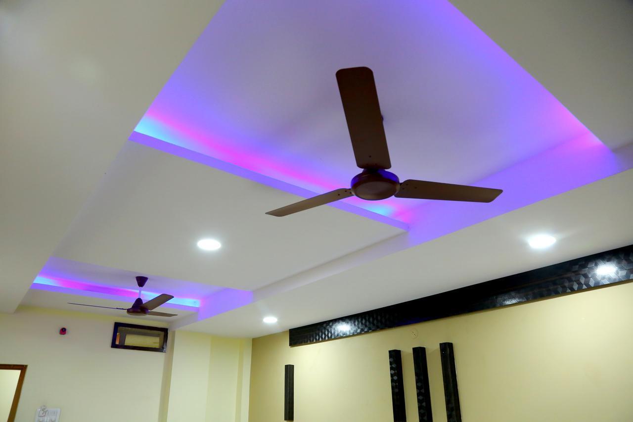 Divya Lodge Hyderabad Bagian luar foto