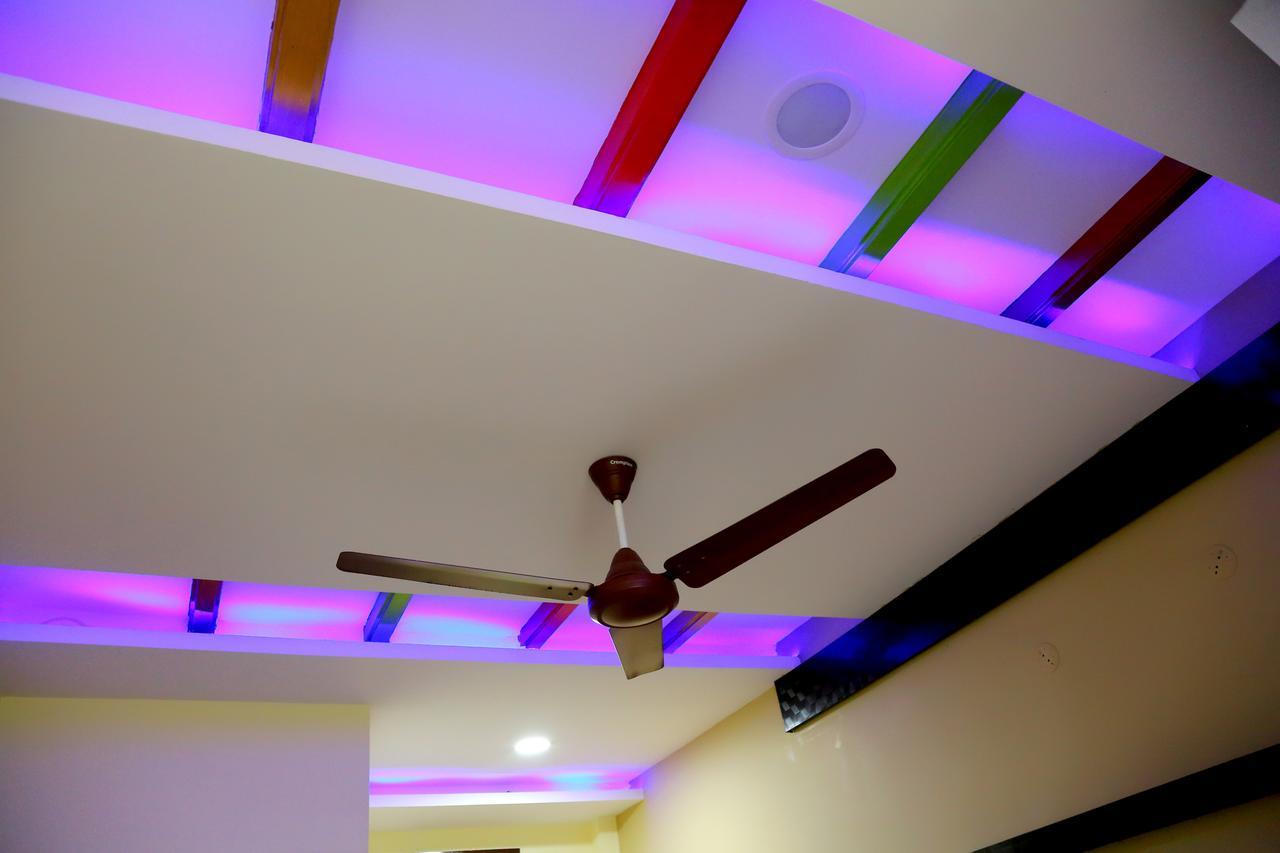 Divya Lodge Hyderabad Bagian luar foto